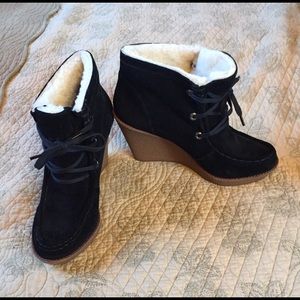 New Rebecca Minkoff wedge booties size 8